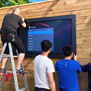 Trường hợp Signage kỹ thuật số ngoài trời treo tường
